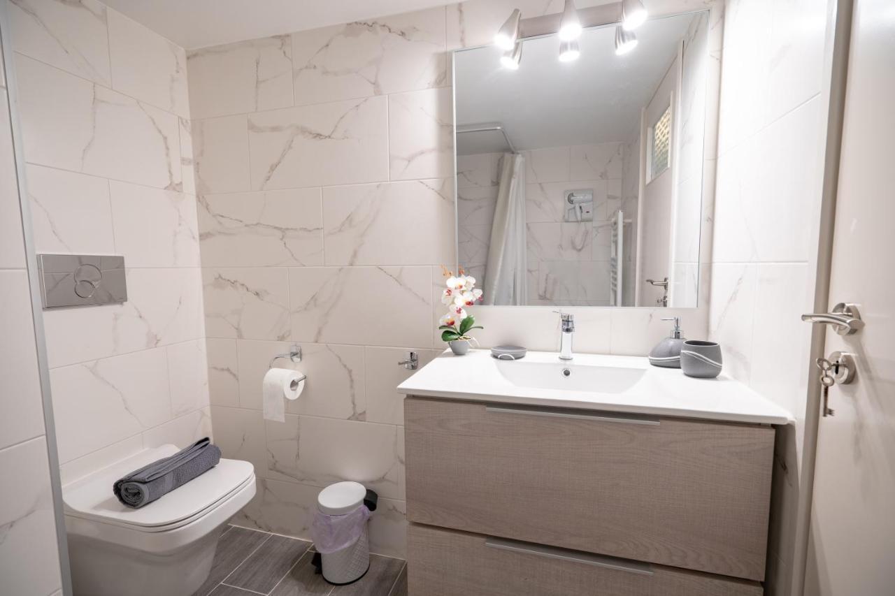 Agios Ioannis Metro St. 2 Bedrms 6 Pers. Apartment Ateny Zewnętrze zdjęcie